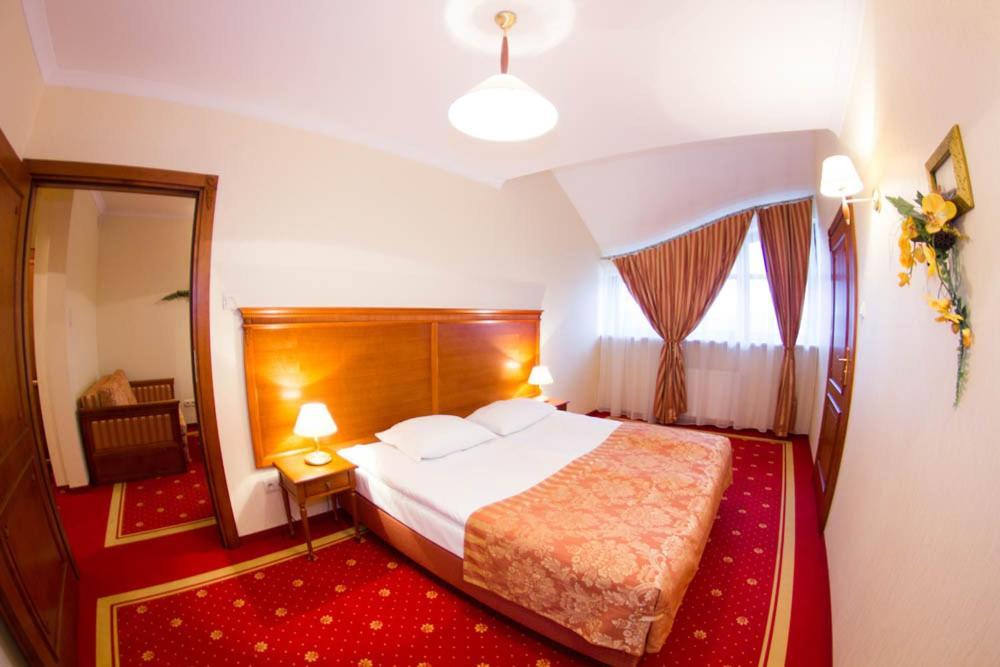 Hotel Stodolka Cminsk Экстерьер фото