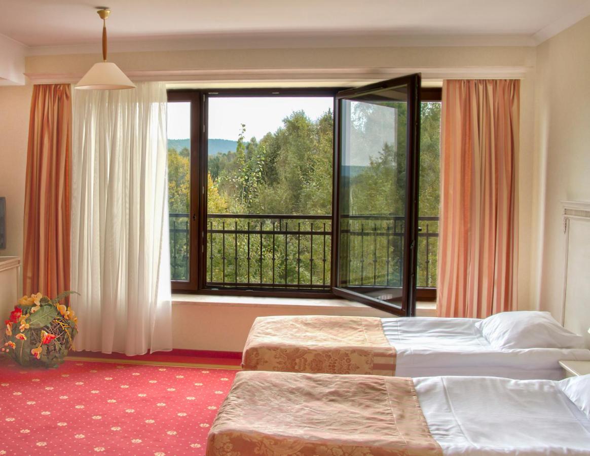 Hotel Stodolka Cminsk Экстерьер фото